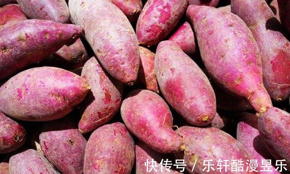 1个红薯放锅里炸一炸，出锅马上变成一道快失传的美食，太香了