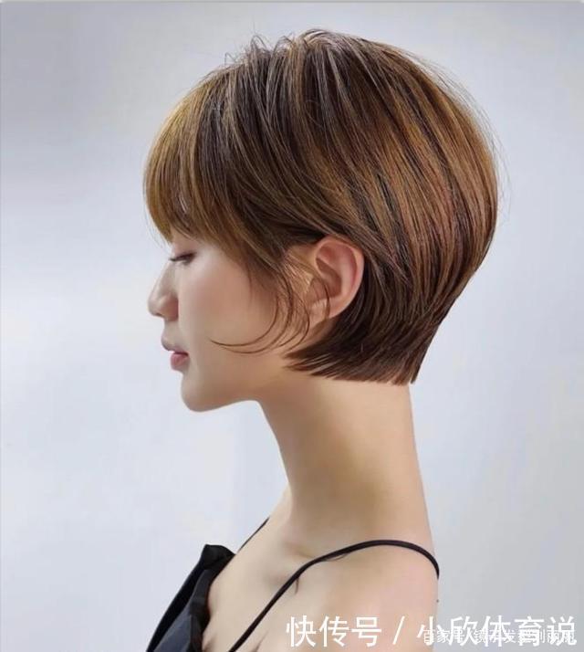 女士发型别乱剪，不妨试试这十几款，减龄瘦脸有气质