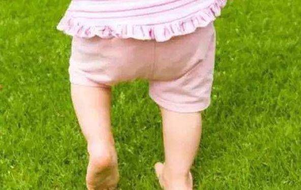 老母亲|好的步行鞋和你不穿的鞋是一样的。如何选择它们?