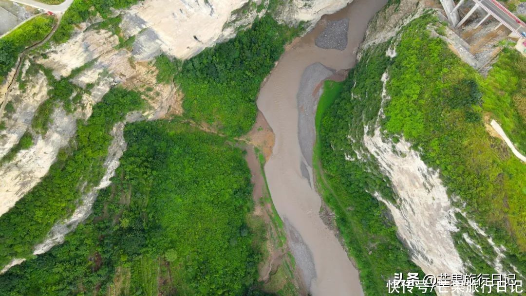 老年|贵州有个村庄，与云南四川交界，一声鸡叫，三个省都能听到