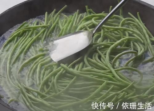 萝卜|这4种蔬菜晒干后,比新鲜的更好吃,生炒炖肉都行,放1年不会坏