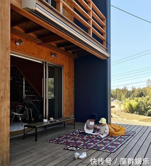 木屋|日本一家4口卖掉市区60㎡小房,搬到郊区住木屋!将生活过成电影