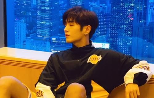  小男孩|李汶翰现“爹味”发言，结果引起众人反对，张萌阿云嘎回怼太敢说