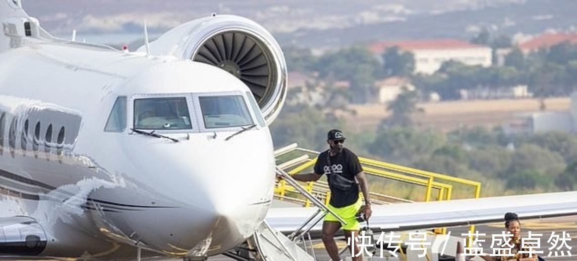 nb开始苦练詹皇晒健身房自嗨视频,球迷健身两分钟自嗨两小时!