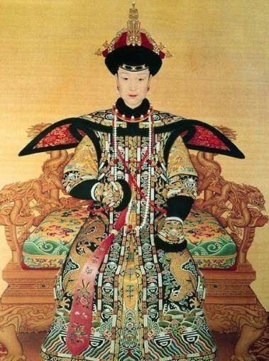 看上|皇帝没看上两个皇后，却看上了弟媳，16岁的弟弟愤怒自杀！