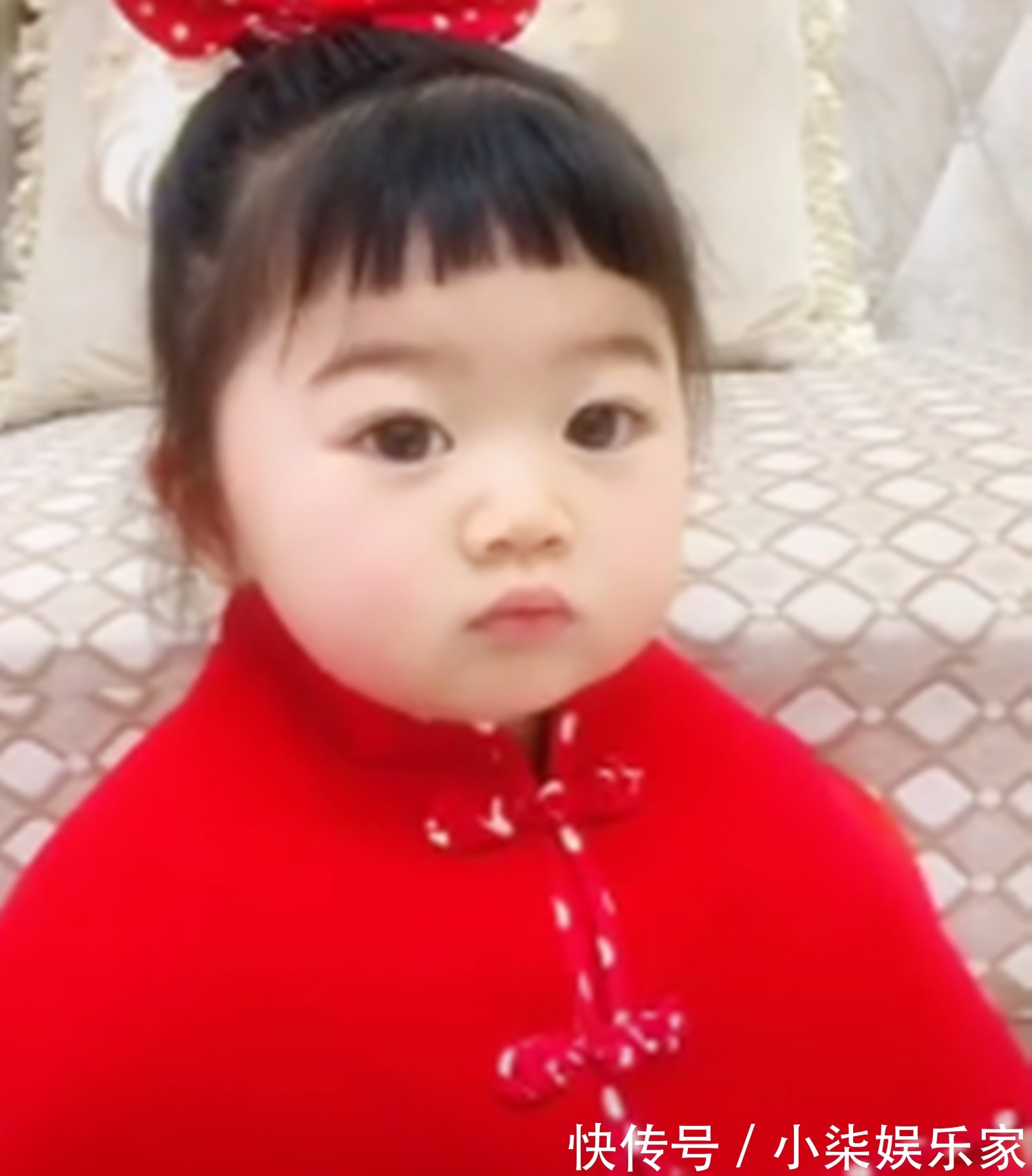 妈妈|妈妈和奶奶,谁带娃更时尚这一次奶奶的搭配,大获全胜