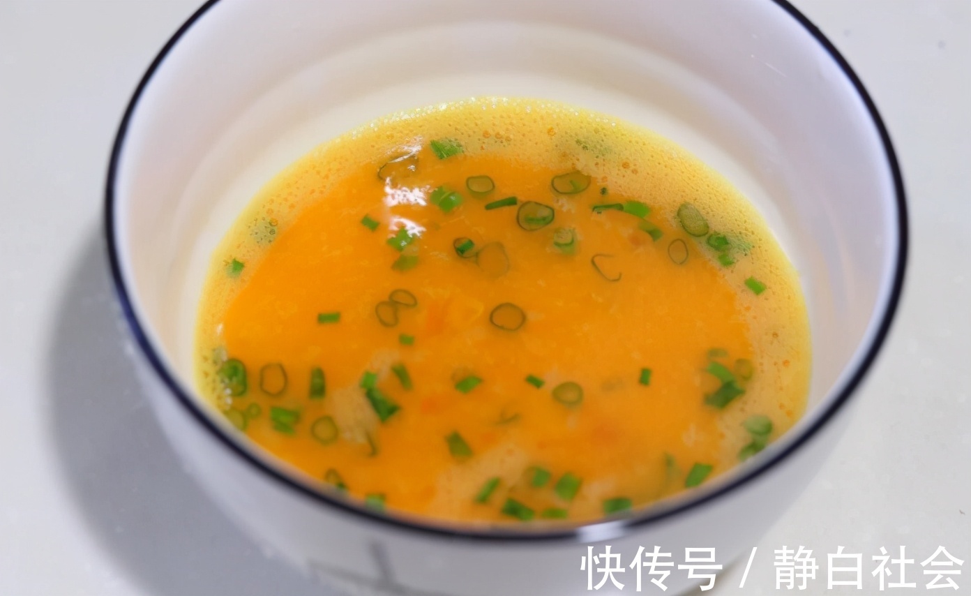 鸡蛋|鸡蛋新吃法,可做早餐又能当甜点,3个鸡蛋就能搞定