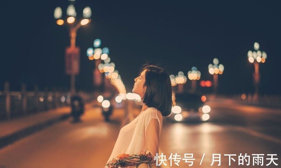 洒脱!温一盏茶读好诗,33首诗写在深秋,有真情有境界,细读不觉被感动