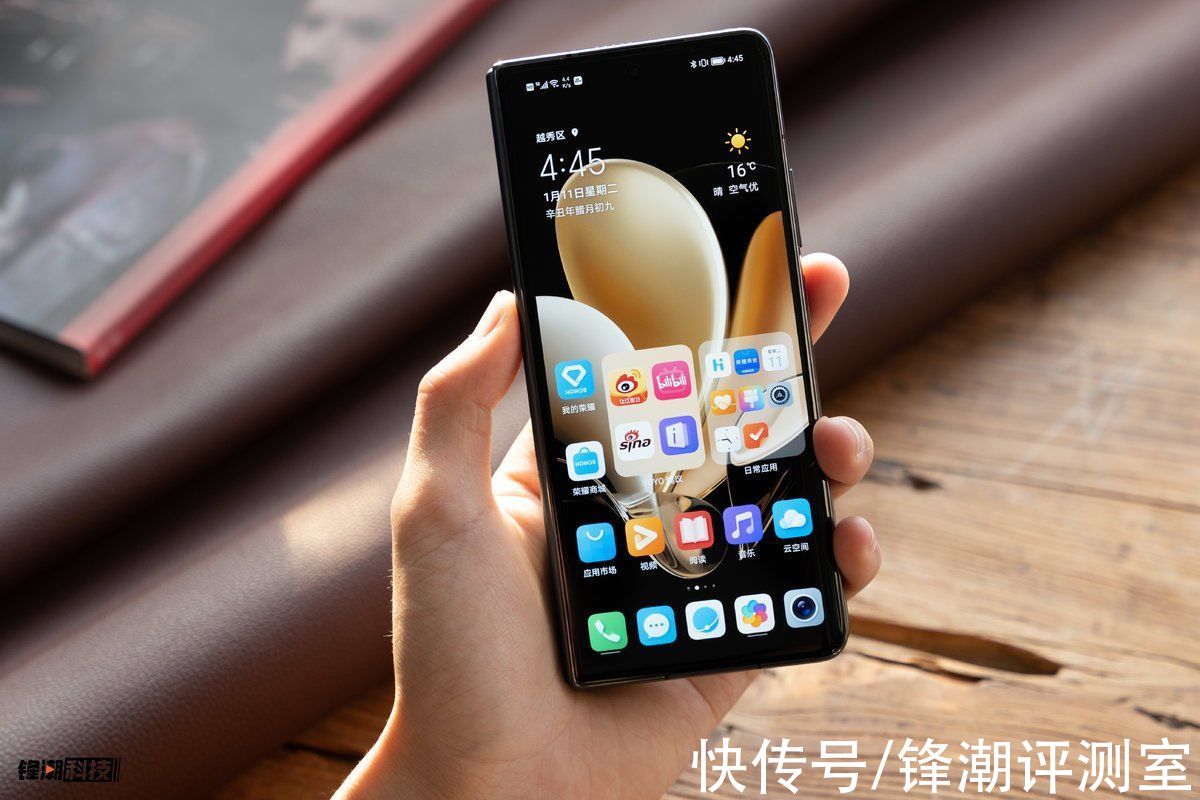 find|荣耀Magic V与OPPO Find N对比测试：不同折叠形态，侧重点不同