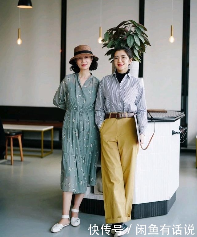 穿搭|女人过了50岁后，别再用高跟鞋配裙子，学学三木妈妈，时髦还舒服