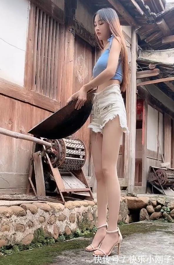 大长腿|看了这位美女才知道什么叫微胖才是极品!自带艳丽感别有一番风情
