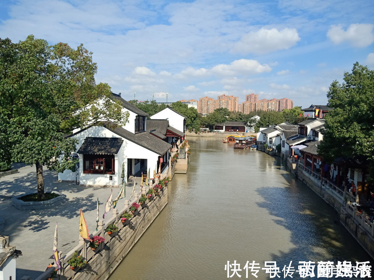 洪应明&人生不顺的时候,牢记这两句话,往往就想开了