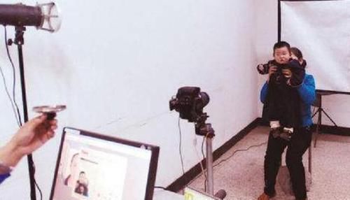 名字|爸爸姓“杨”,随口给五胞胎取了名字,登记出生证明时护士都佩服