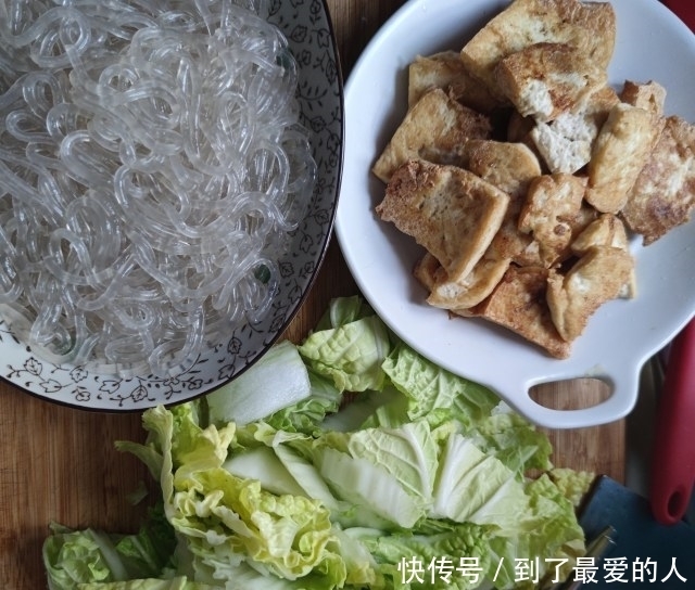 白菜猪肉炖粉条，家常美味快手菜