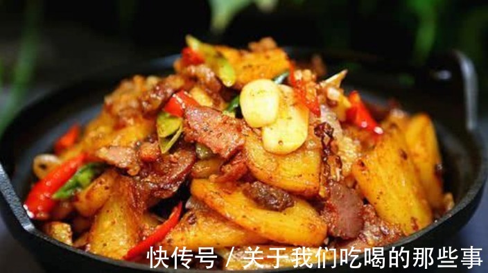 干锅|干锅土豆片,想做出“饭店味”,酱料很关键,厨师长教你秘制做法