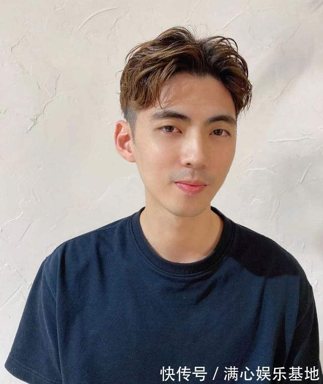 背头|男生想变帅别随便剪头发,这11款发型简单又帅气,值得尝试