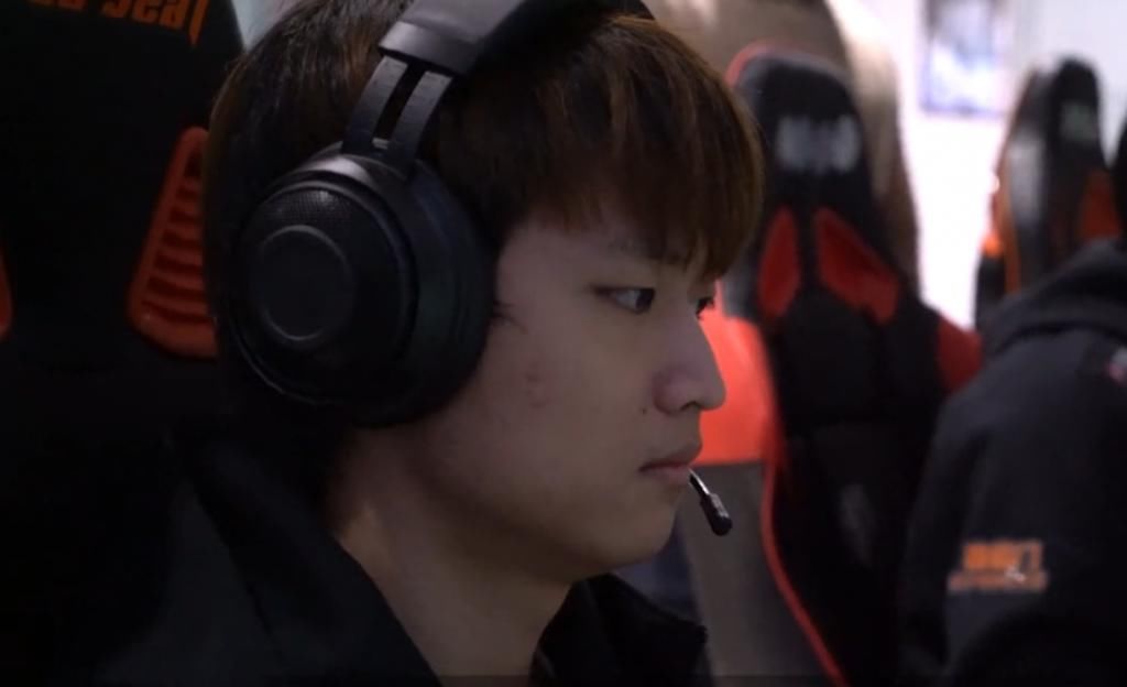 父母|总决赛输了，但请别骂SN。