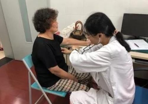 肢端肥大症|糖尿病还有“假”？建议：若有这3种情况，就是”假性糖尿病“！