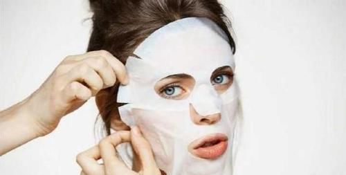 ?女人不管多大年纪,敷面膜都要牢记这4不要,尤其第1个,太伤脸
