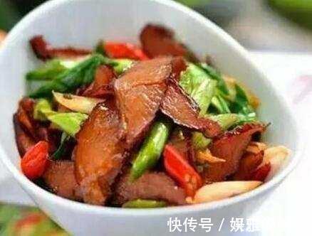 没有人生下来就是会做饭,都是经过不断的学习中做出美食佳肴的