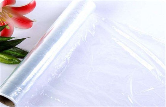 马桶堵塞后别花钱找人,只需贴上保鲜膜自动疏通,简单快捷不脏手