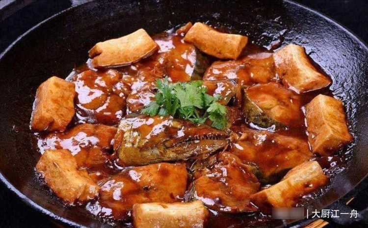 冬天是吃鱼的最好季节,教你4道美味鱼肉做法,天天都吃不重样