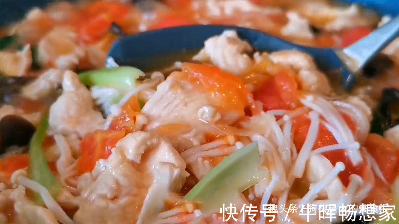 鲜嫩|以后鸡胸肉就这样吃,孩子最喜欢,不炒不炸,酸爽开胃,鲜嫩营养