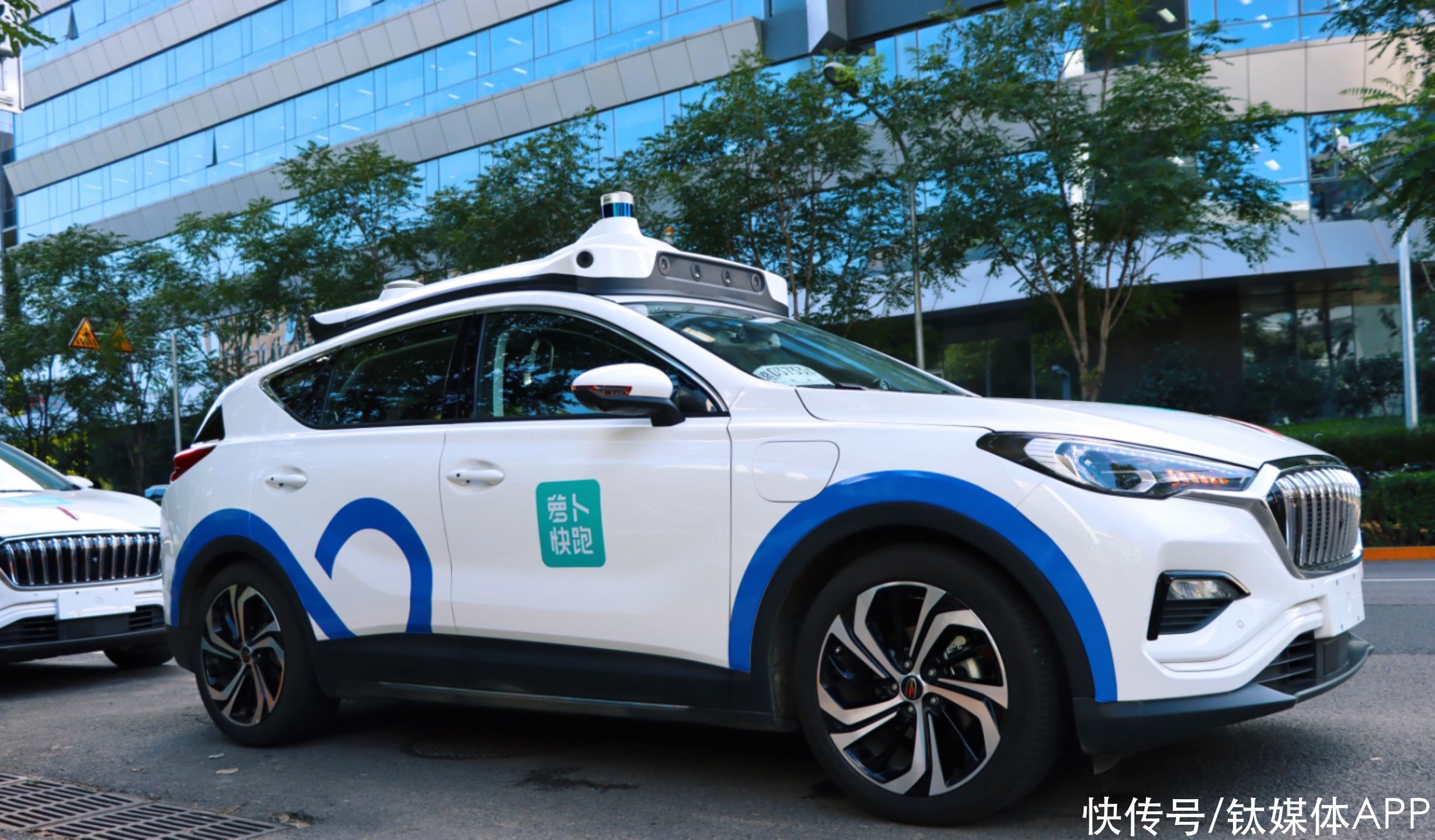 李震宇|从Apollo Go到“萝卜快跑”，百度的AI星辰大海