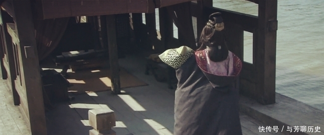 寓意|古时有“摔瓦盆”的习俗,为什么要这么做?寓意着什么呢?