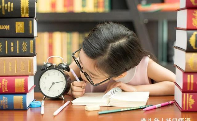 自觉|调皮王变成自主管理达人,学霸爸爸:做好4点调皮孩子也能变自觉