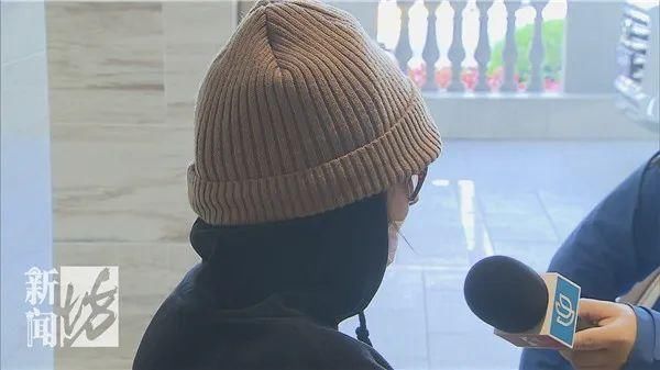 女子做隐私处整形,术后胸里全是硬块,浑身问题…中介怪你胸太大