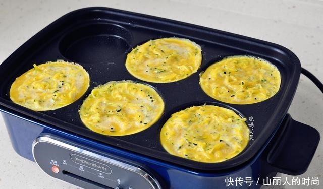 早餐|快手早餐蛋饼2款,菜多易熟,又软又嫩,可口滋润防秋燥