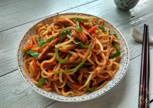 分享5道家常炒面做法,自己在家做,就是这么简单,营养又美味