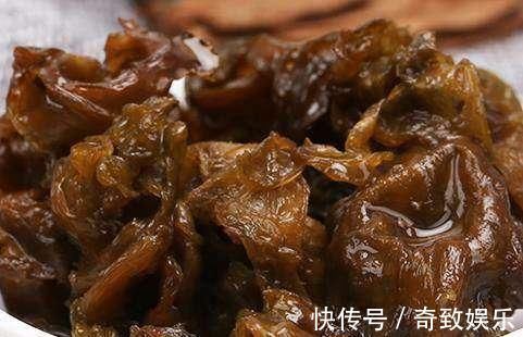 胜过|城里这种野菜一斤卖70,农村满地随便捡,营养胜过5只老母鸡