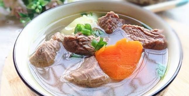 炖牛肉时,别忘了加点它,不仅牛肉软烂入味,还能节约不少时间