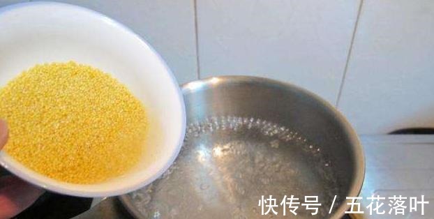 小米粥|熬小米粥,别直接下锅煮,多加“这4步”,小米粥浓稠又有米油!