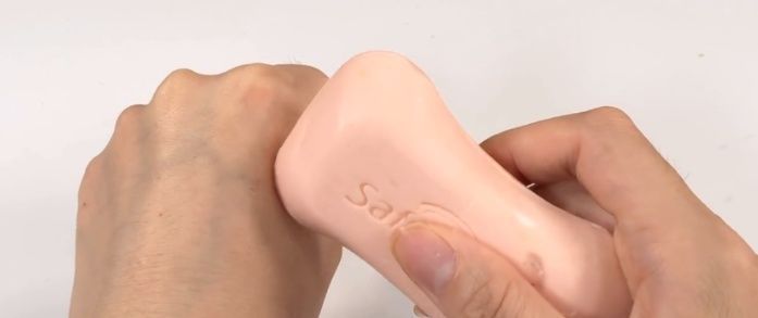 被蚊子咬了太痒难受教你一招,不用买药,快速止痒