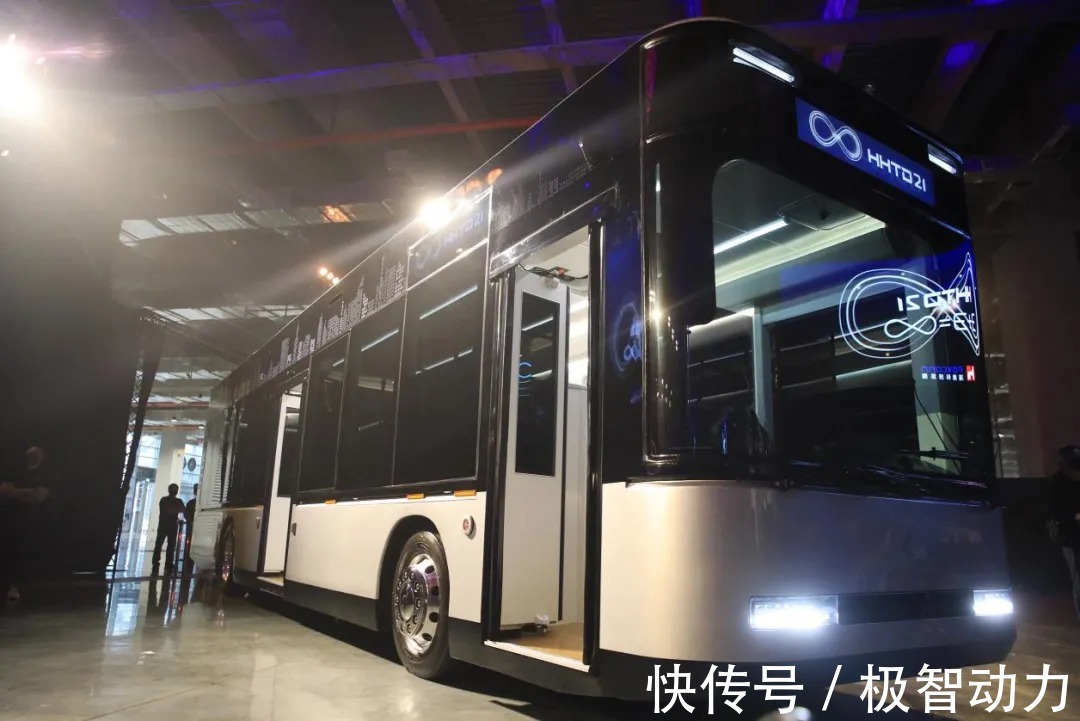 Model|苹果造车还未成,富士康竟抢先一步!首款电动车Model T下月交付