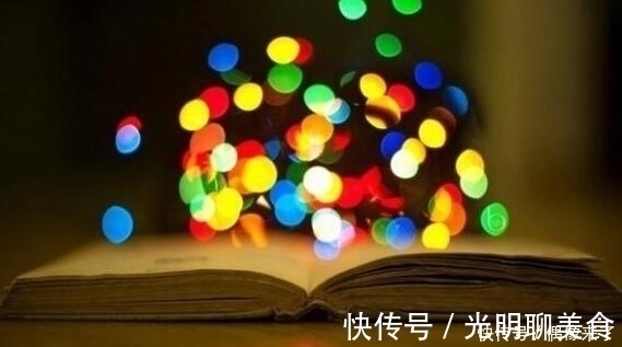 黄金屋#书中真有黄金屋,小伙无意间翻开古书,竟使他成为亿万富翁!