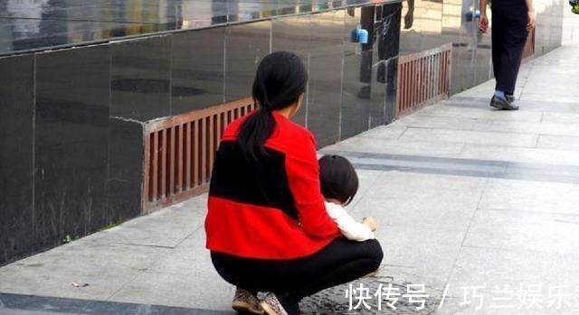 孩子|“新型把尿”悄悄兴起,正在伤害孩子排尿系统,许多家长还不知道