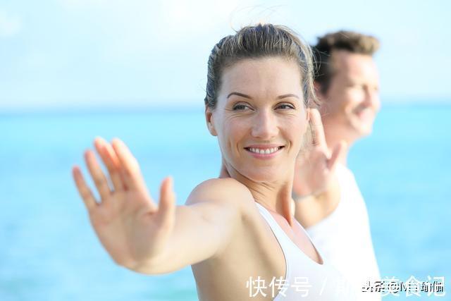 秘诀|延缓衰老的“冻龄”秘诀,适合45岁以上的女性练习的10种瑜伽姿势