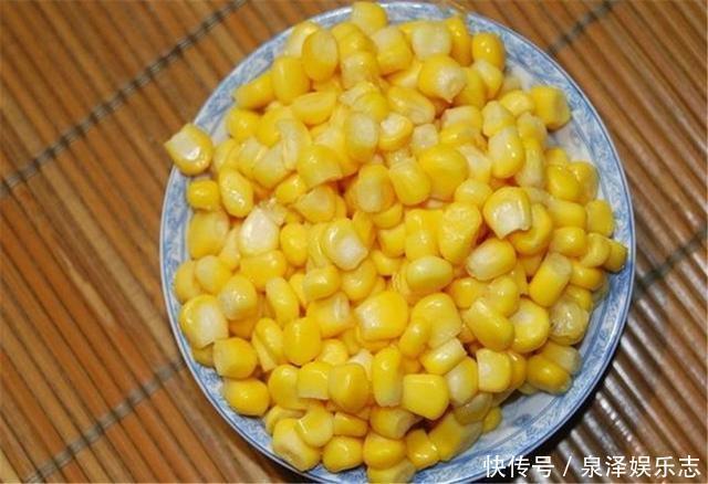 农作物|新鲜玉米加一物,专攻野生鲤鱼草鱼,制作简单效果绝佳,别错过