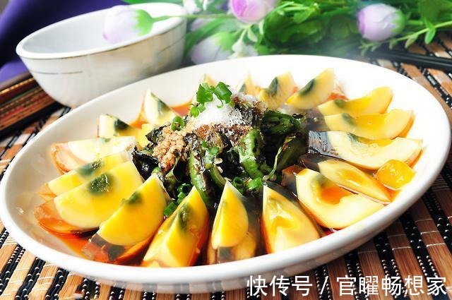 皮蛋|美食推荐蘑菇炒肉、香辣牛肉丝、虾仁豆腐球、青椒皮蛋的做法