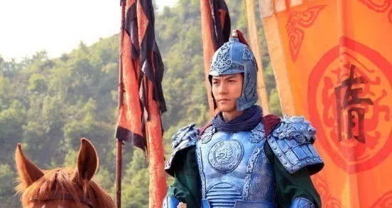 李密@历史上的秦琼到底有多强?翻翻史书就知道,演义里的他,太弱了!