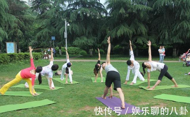 光子嫩肤|留住胶原蛋白,留住年轻,瑜伽练起来!比实际年龄年轻