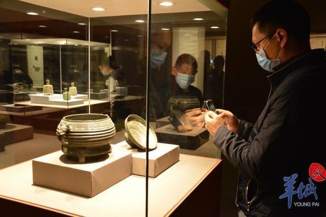 郭沫若|容庚捐赠展在中国美术馆隆重开幕