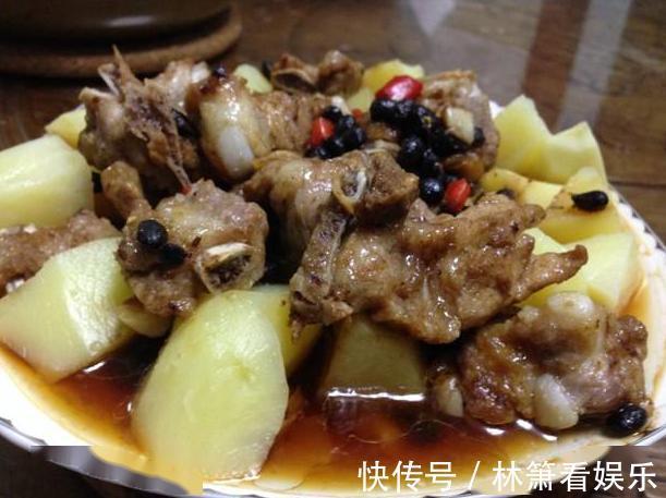 农家小炒美味,青椒鸡简单好吃,味道棒,自己最爱豆豉蒸排骨