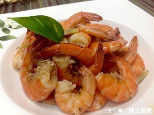 原来蒜香麻油虾这样做更好吃,营养美味又能解馋,怎么都吃不腻