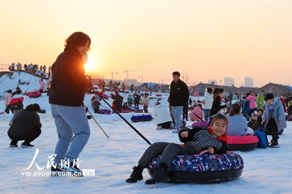 黄鹤鸣|乐享冰雪过新年