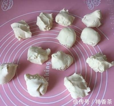 白吉饼|陕西有名小吃,腊汁肉夹馍,美味会让你垂涎三尺哦!